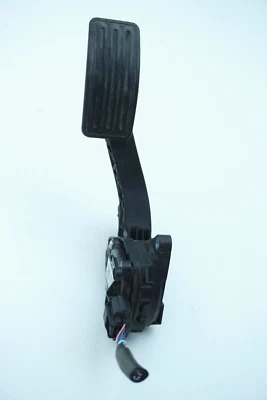 2013 - 2018 NISSAN ALTIMA ACCELERATOR GAS PEDAL OEM - Image 1 of 4