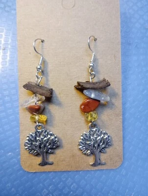 Ohrringe Baum mit Achat, Bergkristall, Citrin und Holz - Bild 1 von 4