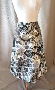 Marni Gonna Black & Beige Floral Cotton A-Line Skirt Size 40 - US Size 4 - Picture 1 of 5