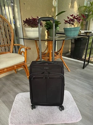 Samsonite Silhouette 17 21" Carry-on Expandable Softside Spinner Color: Black - Image 1 of 4
