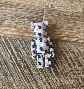 Bearbrick Bearbrick Banksy BANKSY LOVE RAT 100 (Medicom Toy Figure) - Picture 1 of 2