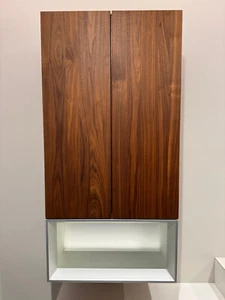 Hülsta Wohnprogramm TETRIM, Hängevitrine in Nussbaum - Bild 1 von 2