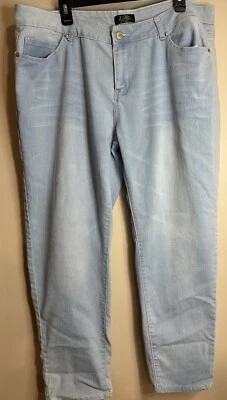 2 Blue Women’s Plus Size Light Blue Jeans Small FLAW Size 20 - Image 1 of 4