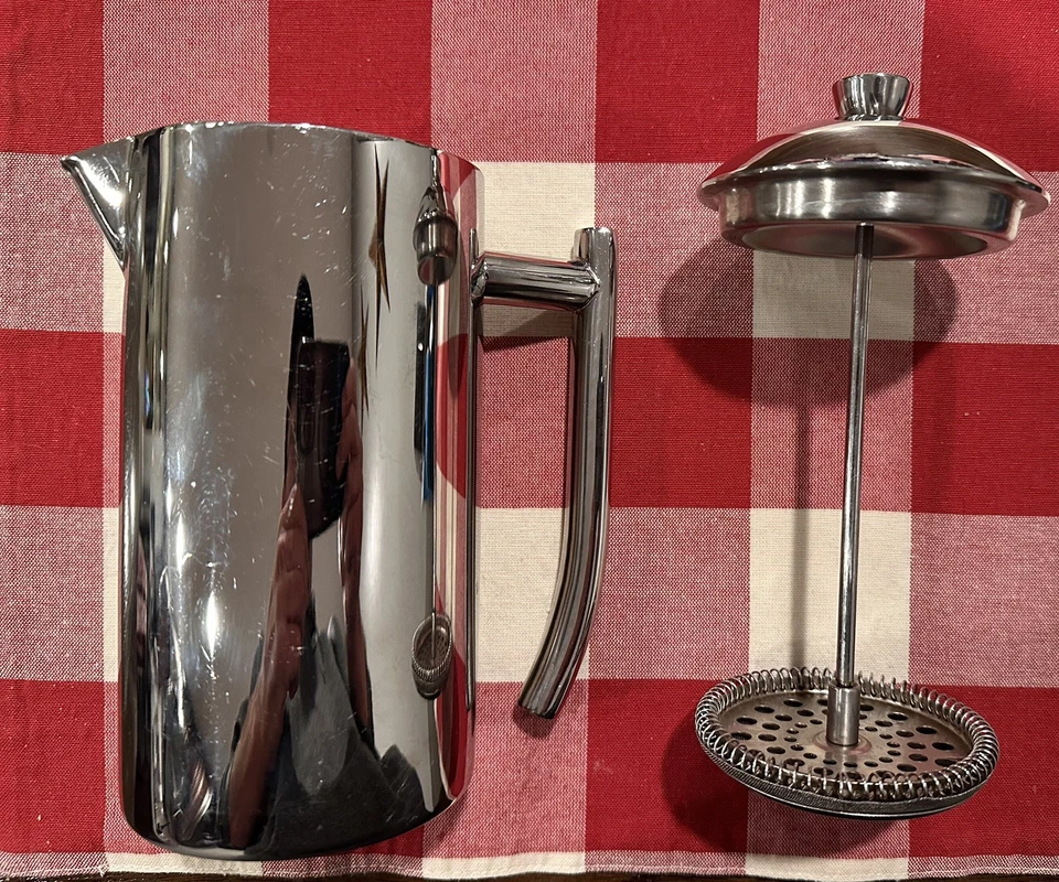 Frieling acero inoxidable cepillado 17 OZ. Prensa francesa Foto 1 de 4