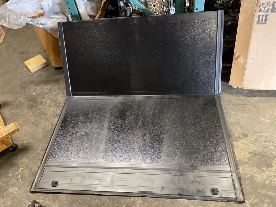 OEM TRUNK COVER LID FOR 2007 2008 2009 2010 2011 2012 2013 Honda Ridgeline - Image 1 of 4