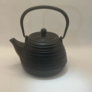 Japanese Tetsubin Black Cast Iron Tea Pot Beehive/Ribbed Design with infuser - Picture 1 of 17