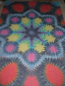 Tie-Dye Twin Sheet Wandteppich: 65" x 100" - Bild 1 von 3