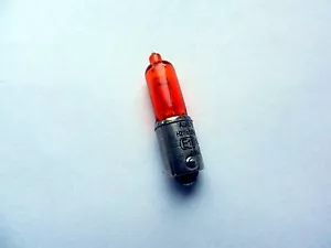 Halogen Glühlampe 12V 6W orange für weisse schwarze Blinker BAU9S 150° Pins - Picture 1 of 1