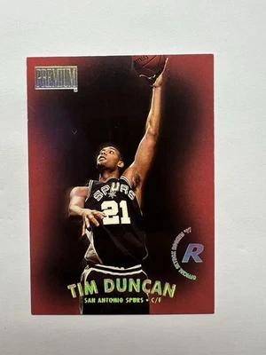 SkyBox Premium #112 1997-98 Tim Duncan RC San Antonio Spurs Foto 1 de 4