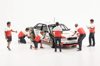 1:18 American Diorama Figure Race Crew Pit Stop Audi Figures Set No Vehicle - Image 1 of 4