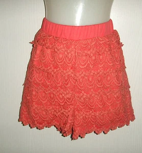 REDOUTE CRÉATION SHORT EN DENTELLE FR38, EU36, UK 10, US 6 CORAIL - Picture 1 of 4