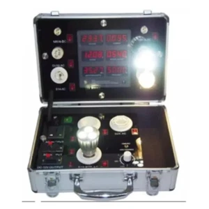 LED Energy Saving Lamps Showcase Comparison Light Box 3020-6P Lamp Detector - Picture 1 of 13