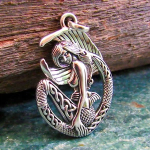 Solid 925 Sterling Silver Mermaid Pendant Celtic Nautical Ocean Fantasy Jewelry - Picture 1 of 8