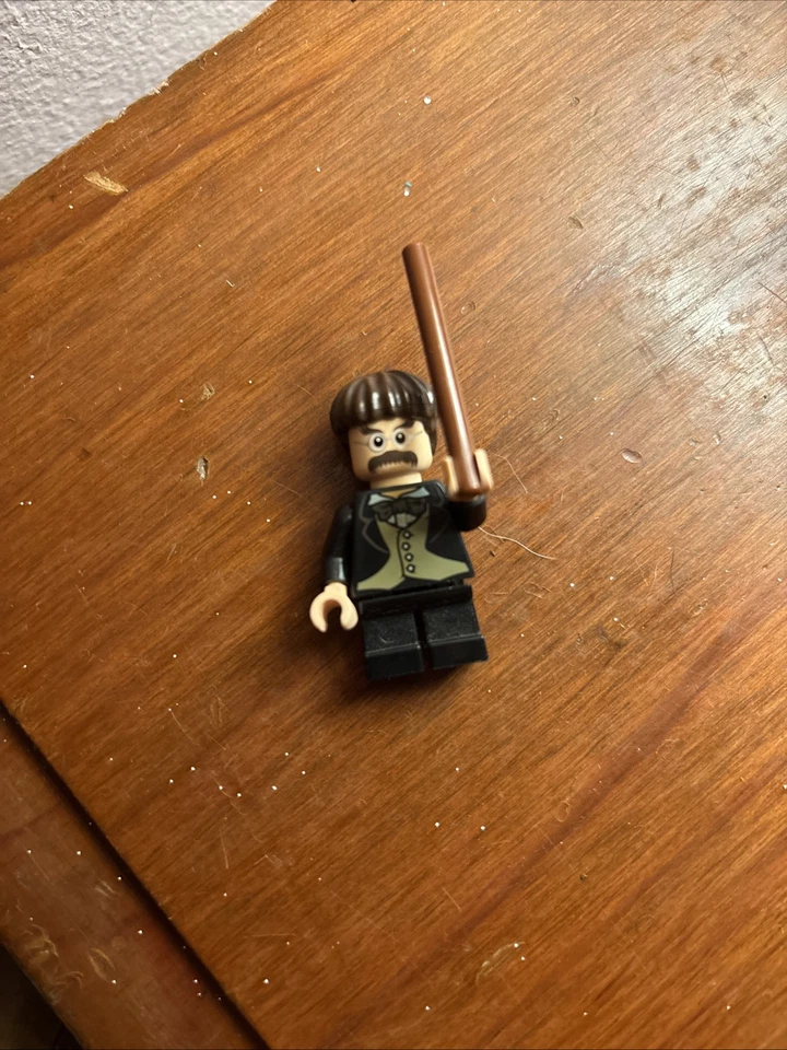 LEGO Harry Potter Professor Flitwick minifigure 4842 - Image 1 of 1
