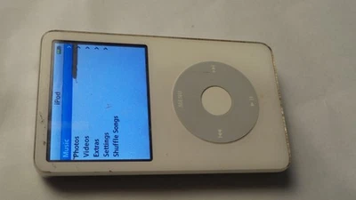 Reproductor de MP3 y video portátil clásico Apple iPod blanco 30 GB quinta generación Foto 1 de 4