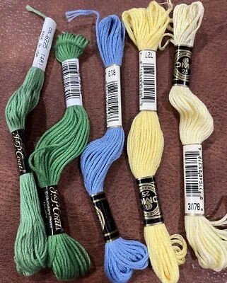 5- Embroidery Floss Thread J&P Coats * DMC Multicolor - Image 1 of 4