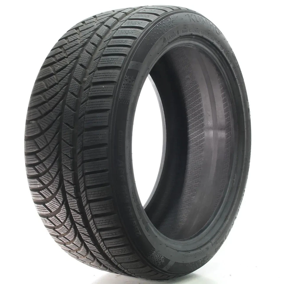 Winterreifen Kumho WinterCraft WP72 XL 255/40 R18 99V DOT23 1Stk - Bild 1 von 4