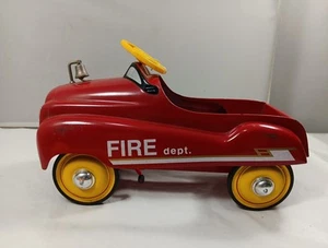 Xonex Pedal Car Hook & Ladder 1:3 Scale Diecast Fire Dept Model Limited Edition - Picture 1 of 6