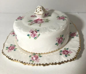 ๐    Vintage Tudor Rose By Royal Stafford 5.25" Bread And Butter Plate Cover - Picture 1 of 5