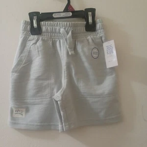 Boys Shorts 365 Kids from Granimals Size 5   / 2 shorts - Picture 1 of 4