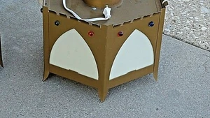 Kirche Vintage gotische Deckenleuchte mit Bogenfenstern & Schmuckakzent - Bild 1 von 12