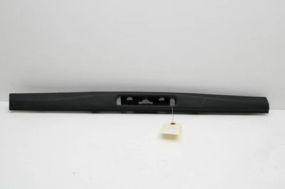 2017-2023 Porsche Cayman 718 Door Entry Sill Scuff Plate Left OEM Used Foto 1 de 4