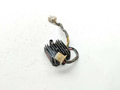 83 Honda CB1100F SHINDENGEN retificador regulador de tensão SH236B-12 - Imagem 1 de 4