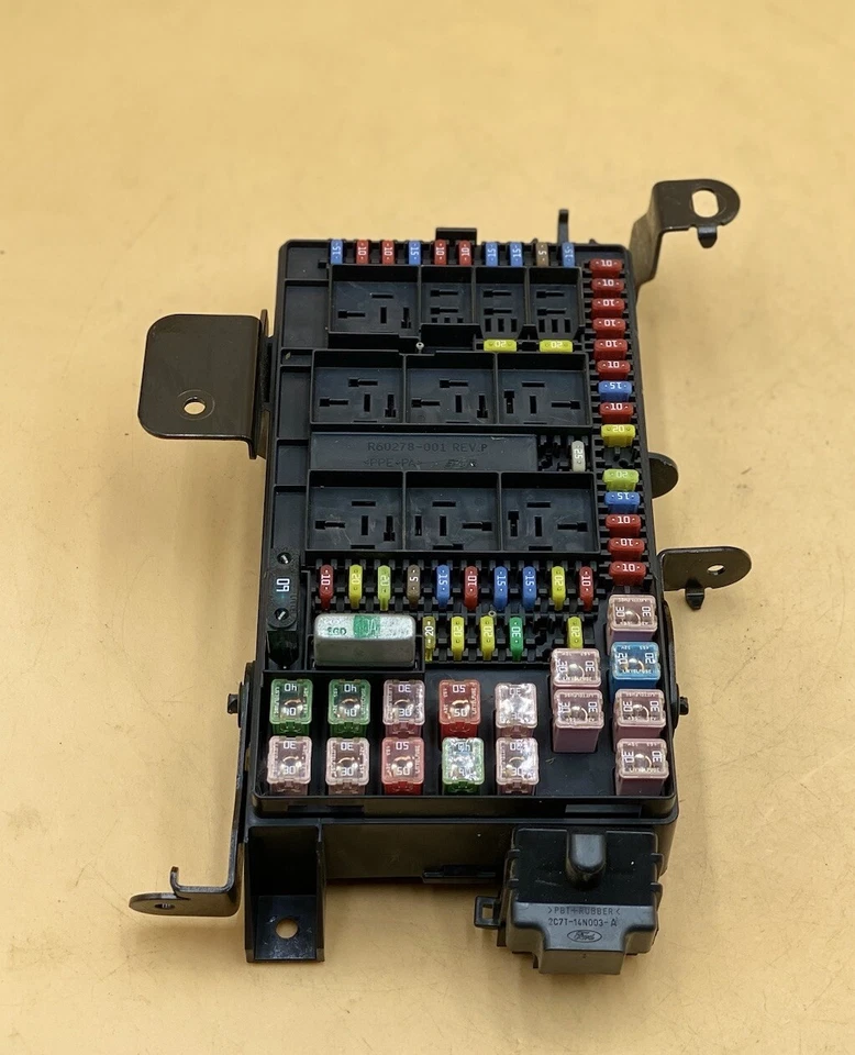 FORD F250 F350 SUPERDUTY MÓDULO DE RELÉ DE UNIÓN DE FUSIBLES CAJA 2002-2003 2C7T-14A067-AN Foto 1 de 4