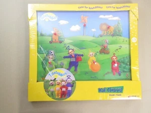 Vintage Teletubbies Holztablett Puzzle Stoffpuppe 1998 fabrikversiegelt 11"x13" 8 Stck. - Bild 1 von 4