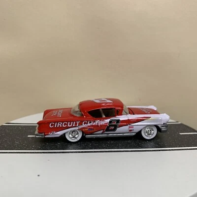 Racing Champions Stock Rods '58 Chevy Impala #8 Circuit City rojo/blanco 1:64 casi nuevo Foto 1 de 4