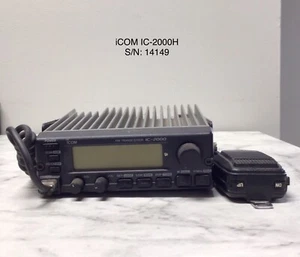 iCOM IC-2000 FM RECEIVER with Mounting Bracket And Speaker Mic - Zdjęcie 1 z 2