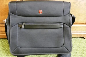 Wenger (Swiss) Messenger / Laptop Bag, perfect, see spec. - Bild 1 von 3
