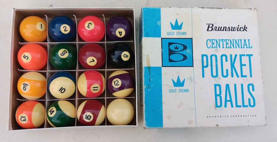 used set of pocket balls in wrong box - Image 1 of 1