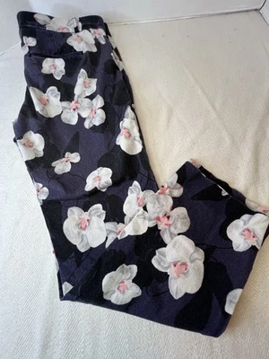 Pantalones elásticos Banana Republic Sloan florales azul marino negro blanco orquídea para mujer 12 Foto 1 de 4