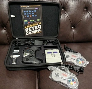 Vilros Raspberry Pi 4 Retro Gaming Kit with Gamepads and Gaming Console Case - Afbeelding 1 van 4