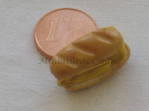 Bocadillo tortilla de fimo miniatura 1/12 casa muñecas - Imagen 1 de 1