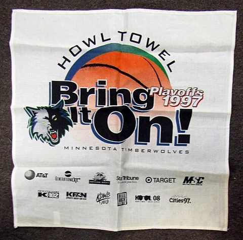 1997 MINNESITA TIMBERWOLVES BASKETBALL HOWL TOWEL Cover