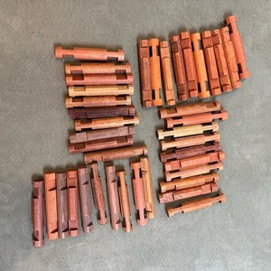 Lincoln Logs 40 2 Double Notch Round Building Blocks Wooden Red Brown Vintage - Picture 1 of 5