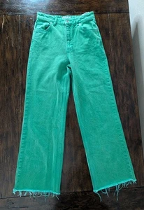 Zara High Rise Green Jeans Woman Sz 6 Fray Hem Wide Straight Leg Pockets Boho - Picture 1 of 8