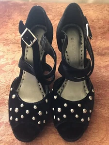 BCBGirls Black Crushed Velvet  Peep Toe Heels - Picture 1 of 10