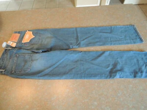 Levi's 514 Mens SIZE w30 / l32 30X32 NEW with tag, NEW! - Picture 1 of 3
