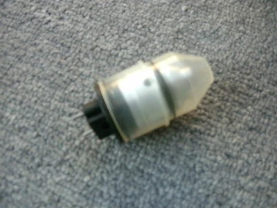 Inyector de combustible Dodge/Plymouth/Chrysler Mopar 04418614AB Foto 1 de 4