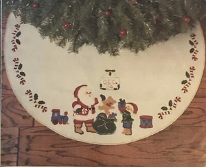 Galería de Puntadas Navidad por Bucilla Fieltro Árbol Falda Kit 32521 24 Diciembre - Imagen 1 de 1