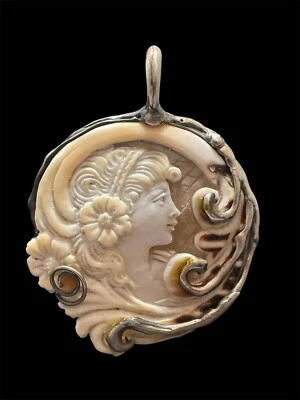 Ciondolo Con Cameo Magnifico - Immagine 1 di 4