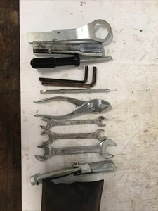 88-07 KAWASAKI NINJA 250R EX250F STOCK TOOLS OEM TOOL BAG KIT SET - Foto 1 di 5