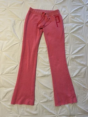 Pantalones deportivos acampanados Y2K Victoria’s Secret ROSA con logotipo de corazón rosa XS 2009 vintage Foto 1 de 4