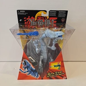 Yu-Gi-Oh! 2002 Figura de acción Mattel Blue Eyes White Dragon serie 1 sellada en caja original - Imagen 1 de 5
