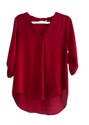 LUSH | Blusa Cuello en V Pestaña Redonda Manga 3/4 Rojo Borgoña Talla Pequeña Foto 1 de 4
