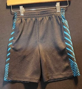 Crunch Time Boys Black and Blue Athletic Shorts with Pockets 6/7 - Picture 1 of 7