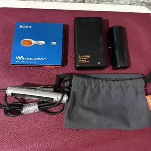 Sony Walkman MD player MZ-E700 MDLP Minidisc Player MD Walkman Blue Used - Picture 1 of 6